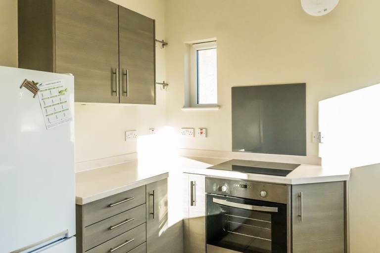 Delightful, 2 bedroom, main door cottage in Carberry, East Lothian – available NOW