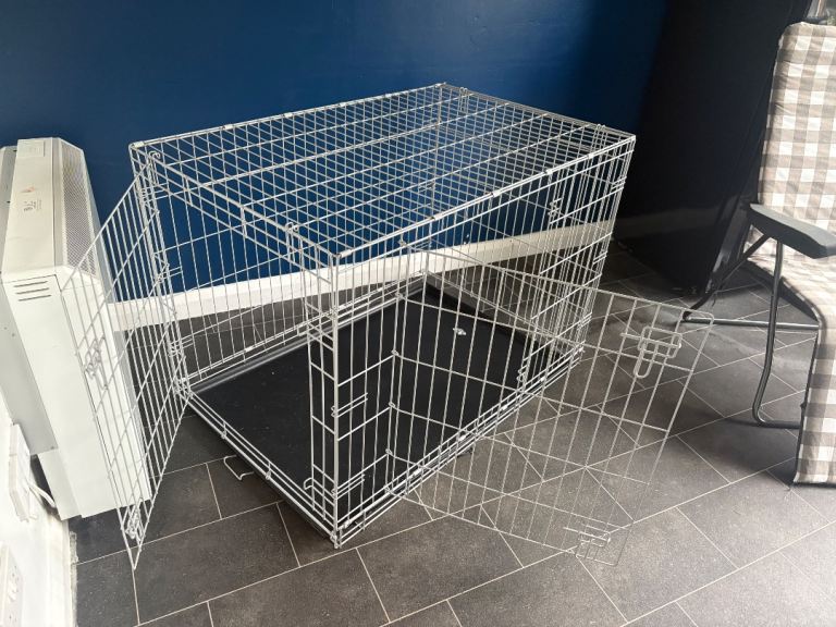 XL dog crate