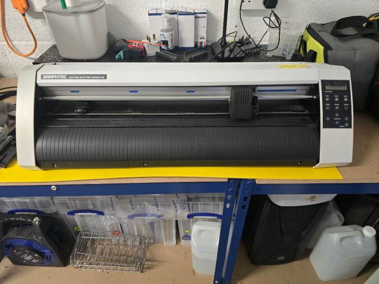 Graphtec 5000-60 craft vinyl sign making cutter machine