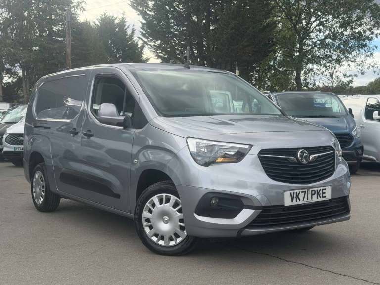 2021 Vauxhall Combo 1.5 Turbo D 2300 Sportive Panel Van 4dr Diesel Manual L2 H1 Euro 6 (100 ps) P...