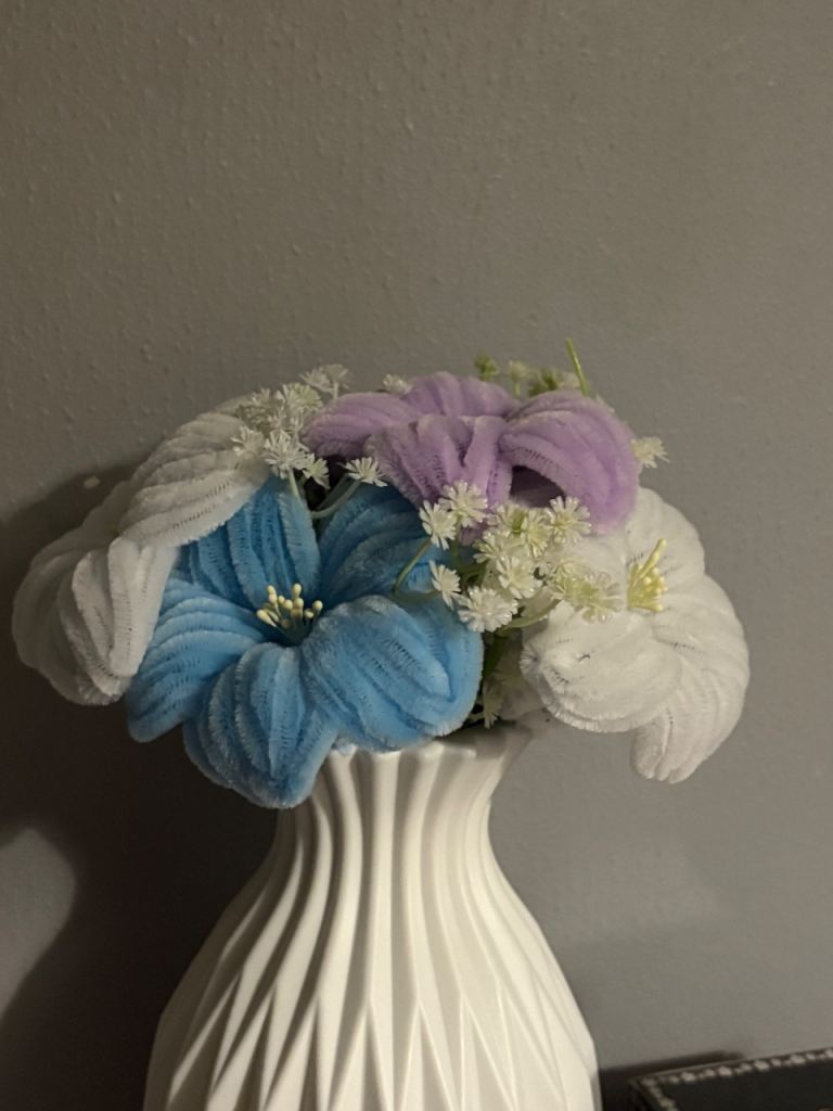 Decorative handmade flowers