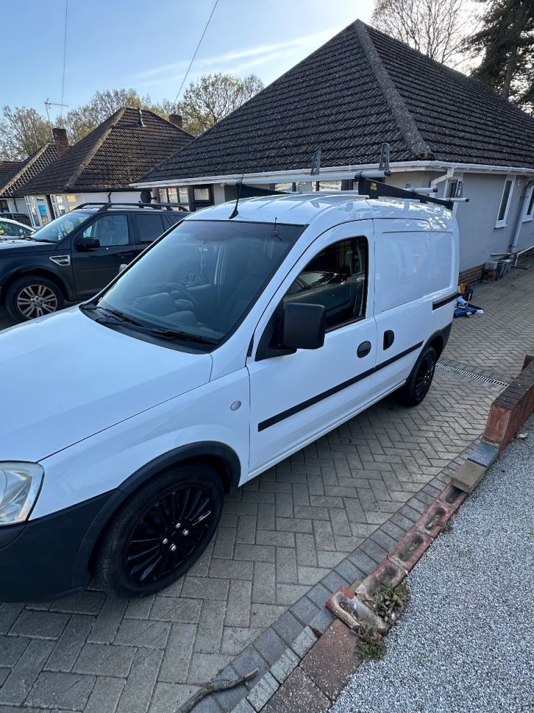 Vauxhall comb van 13 cdti