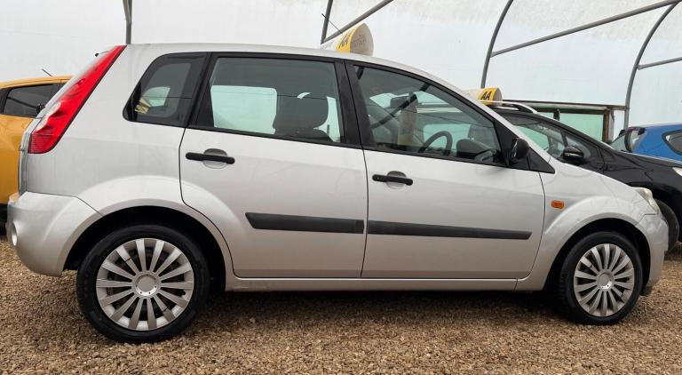 2008 Ford Fiesta 1.25 Style 5dr HATCHBACK Petrol Manual