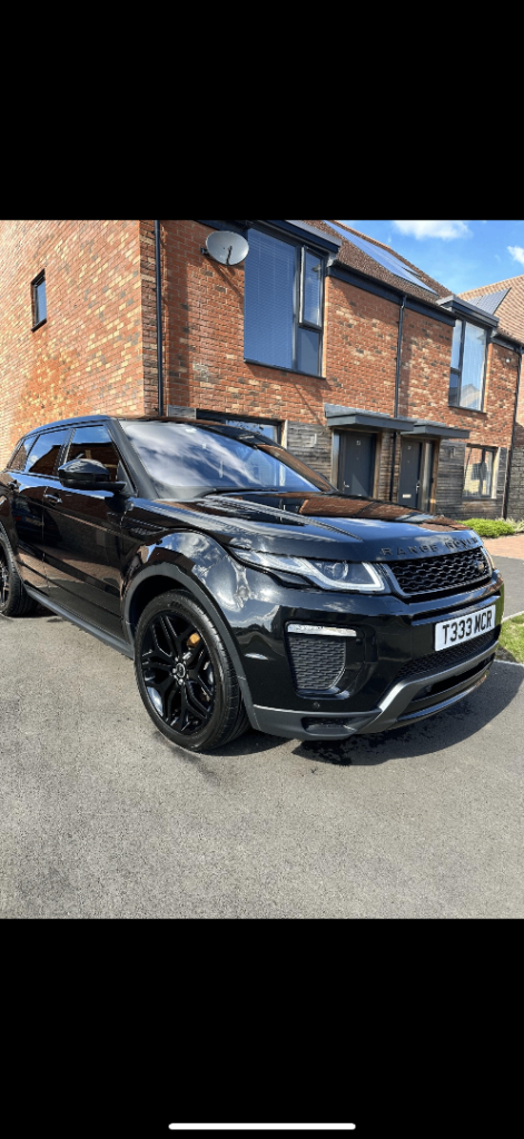 Land Rover Range Rover Evoque | Pan Roof | Apple Car Play | HSE Dynamic