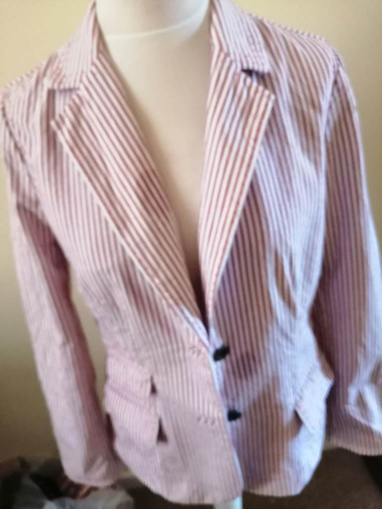 Red and White Striped Cotton Blazer FIT SIZE 12 SOUTHSEA PO5 2RE 