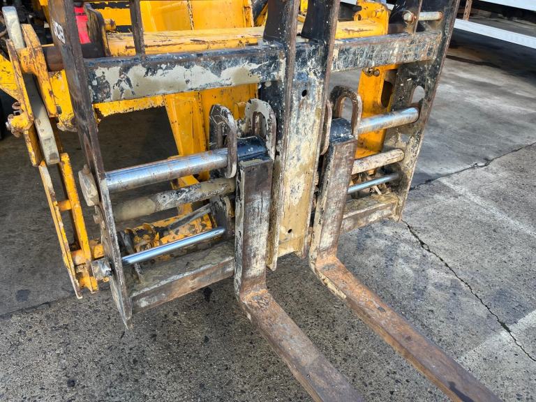 219 JCB 540V140 hi viz telly handler 14 meter with air conditioning 