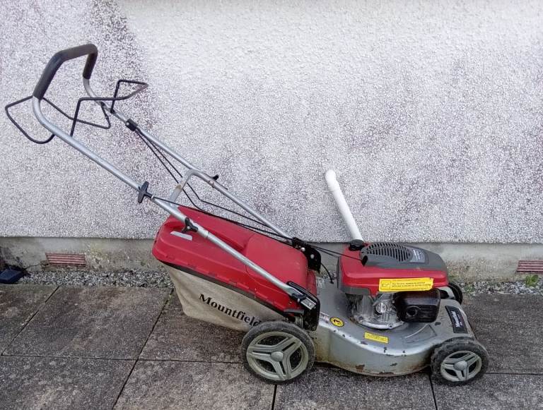 Mountfield Self Propelled Lawnmower (Honda Engine)