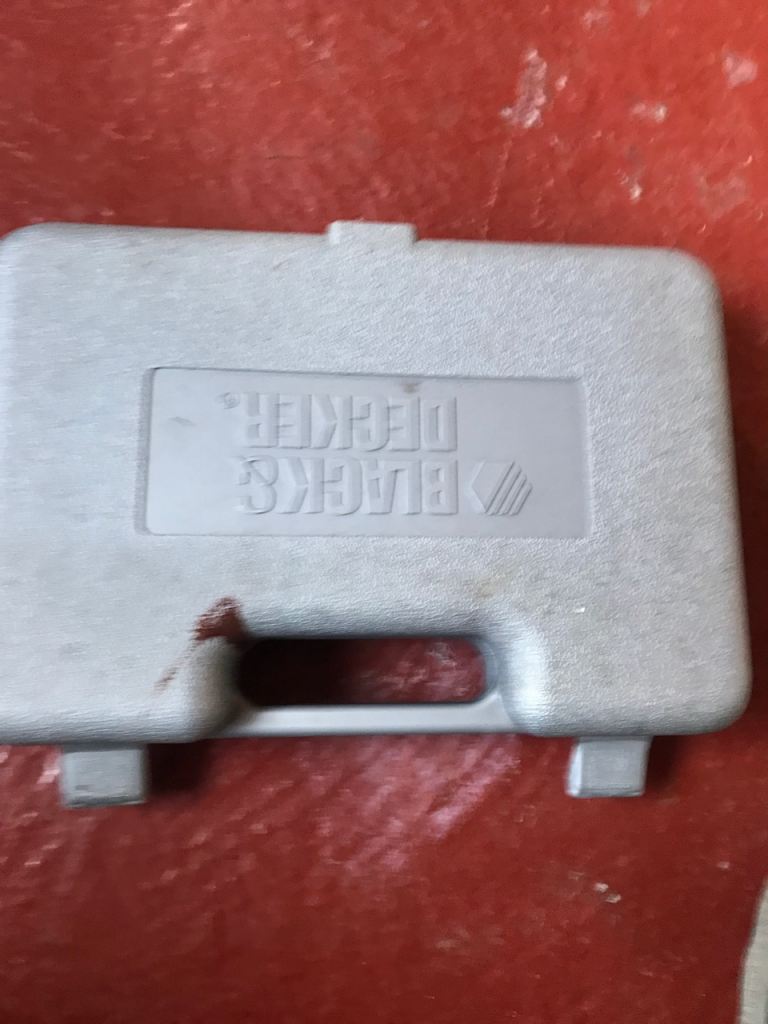 Black and decker cordless screwdriver set 