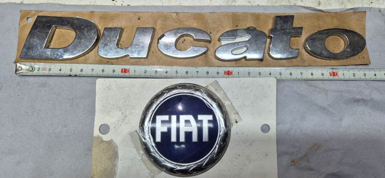 Fiat Ducato badges
