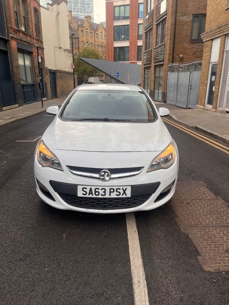 Vauxhall ASTRA Hatchback 2013 1.4L 98k miles £1250