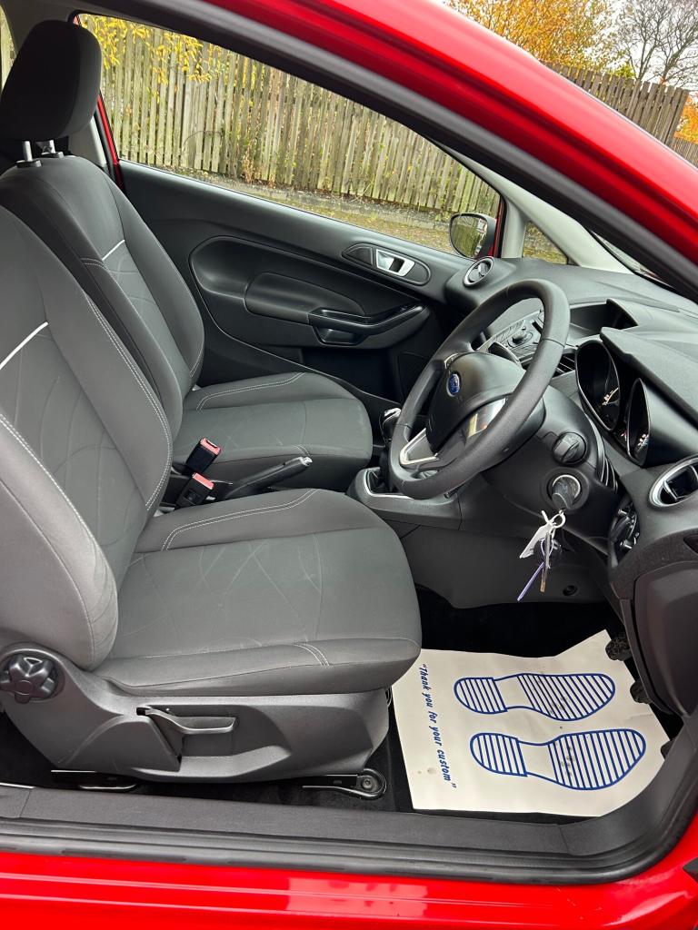 2014 Ford Fiesta 1.25 Style 3dr HATCHBACK Petrol Manual