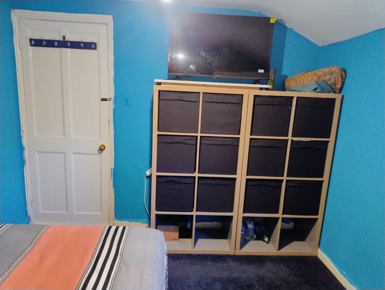 Double room near feltham station 