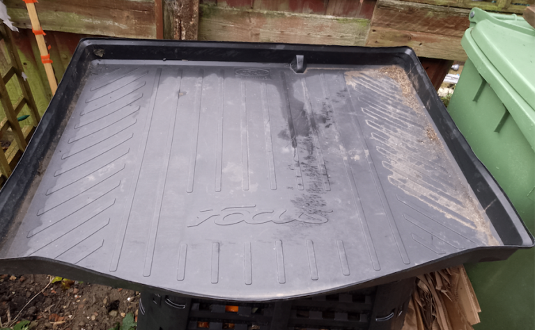 Ford Focus Rubber Boot Liner (MK111)