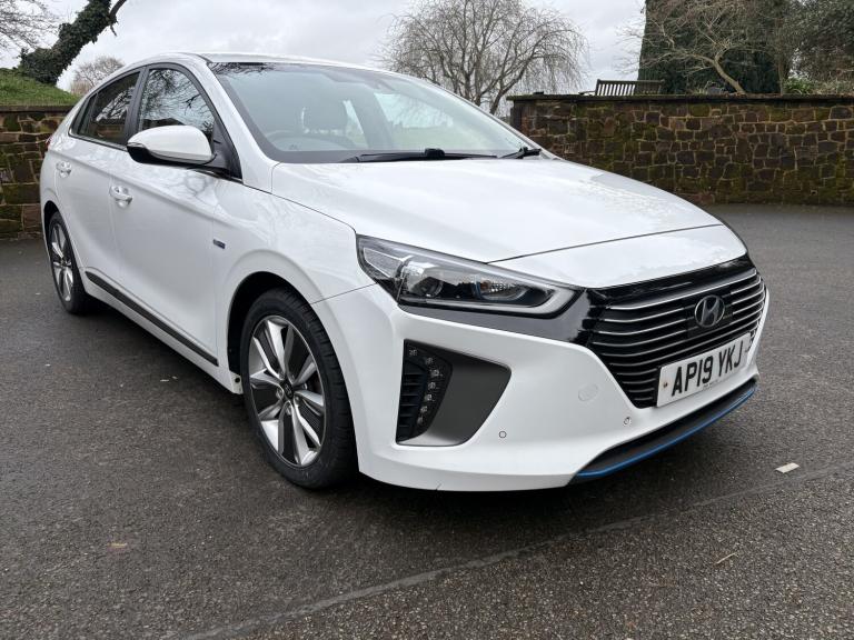 HYUNDAI IONIQ 1.6 IONIQ HEV PREM SE 1.6 GDI +17 MY19 2019