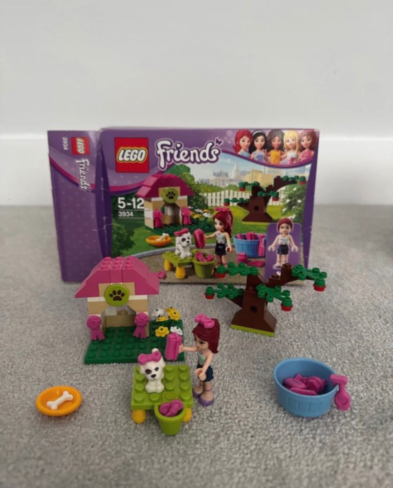 LEGO Friends Mia’s Puppy House