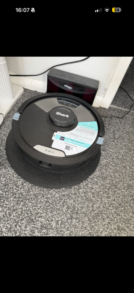 Shark matrix 2 in 1 robot vacuum cleaner and mop 
