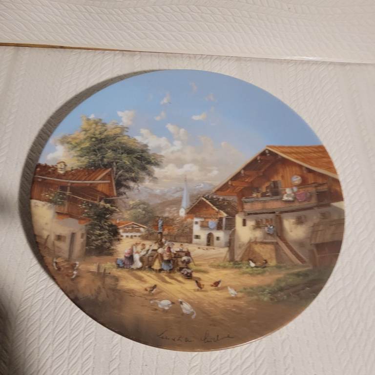 Vintage Bradex Collector Plate "Waschtag am Dorfbrunnen" by Christian Lückel (J1)