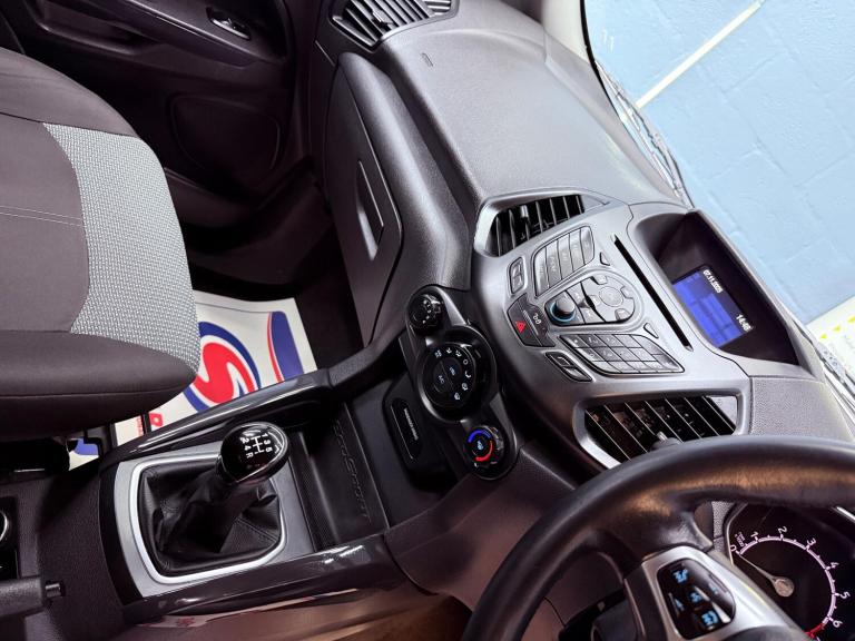 2016 Ford Ecosport 1.0T EcoBoost Zetec 2WD Euro 6 (s/s) 5dr HATCHBACK Petrol Manual