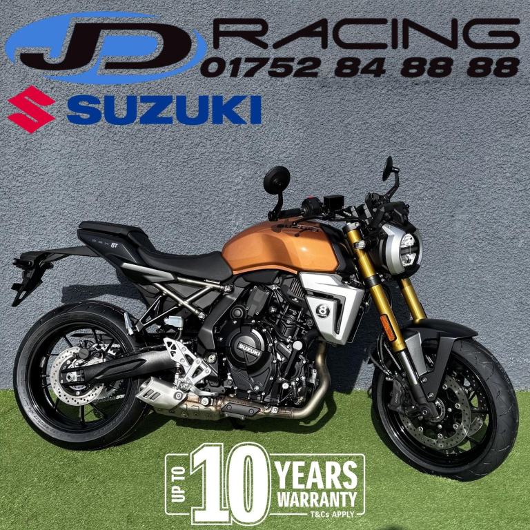 Suzuki GSX-8T