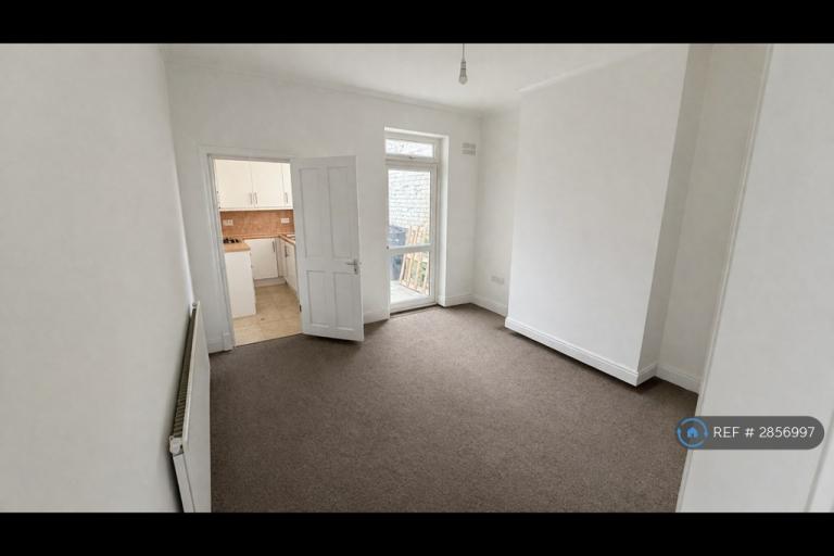 2 bedroom house in Tyndale St, Leicester, LE3 (2 bed) (#2856997)