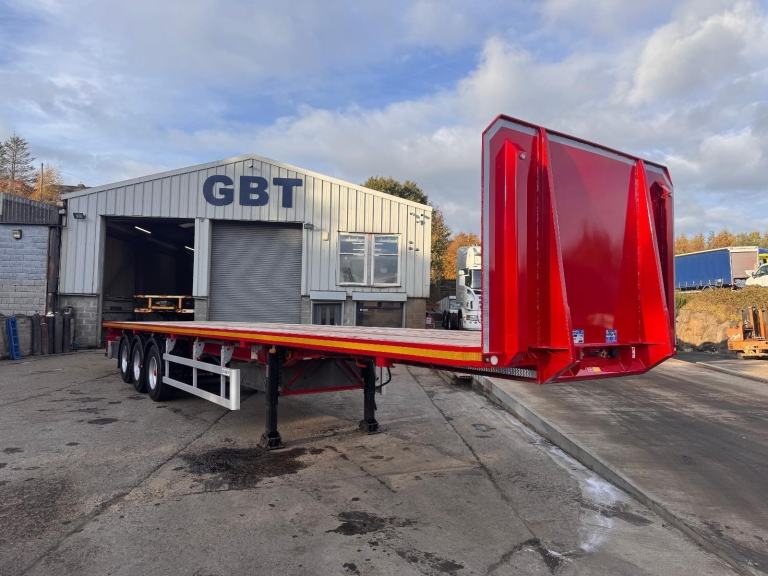 2018 Dennison Flat bed trailer twist locks post and sockets 