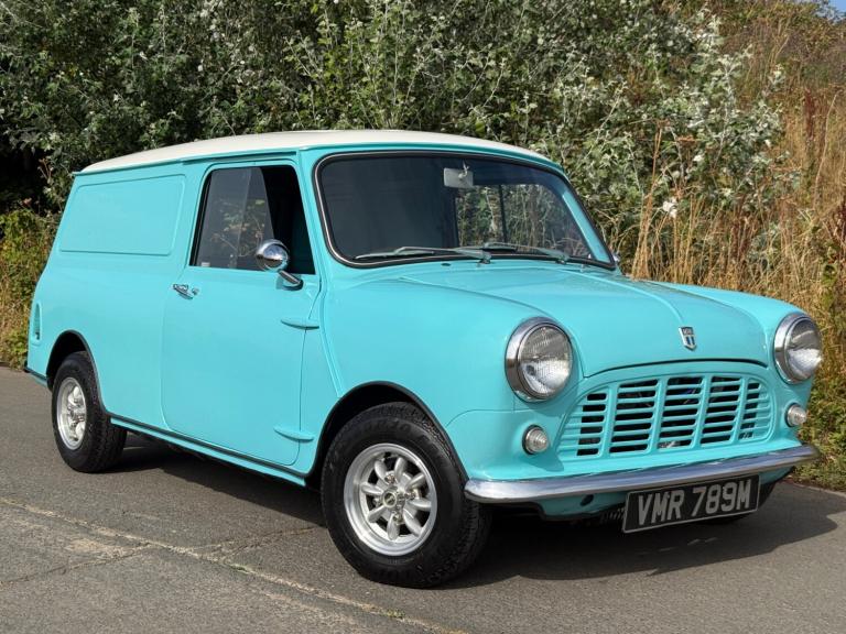 ** GREAT VALUE ** 1974 (M) Classic Austin Mini Van 1000 Surf blue