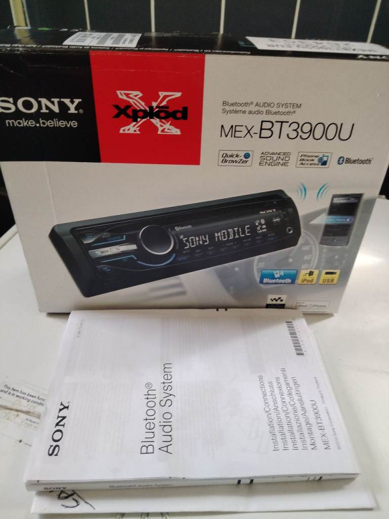 Sony mex-bt3900 car stereo with Bluetooth and usb port 