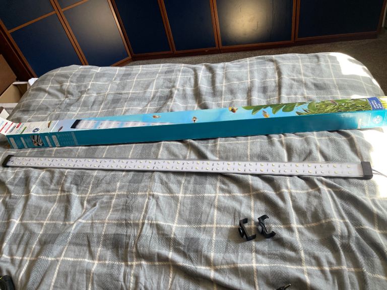 Interpet Eco Max LED Aquarium light sale in box 115CM long