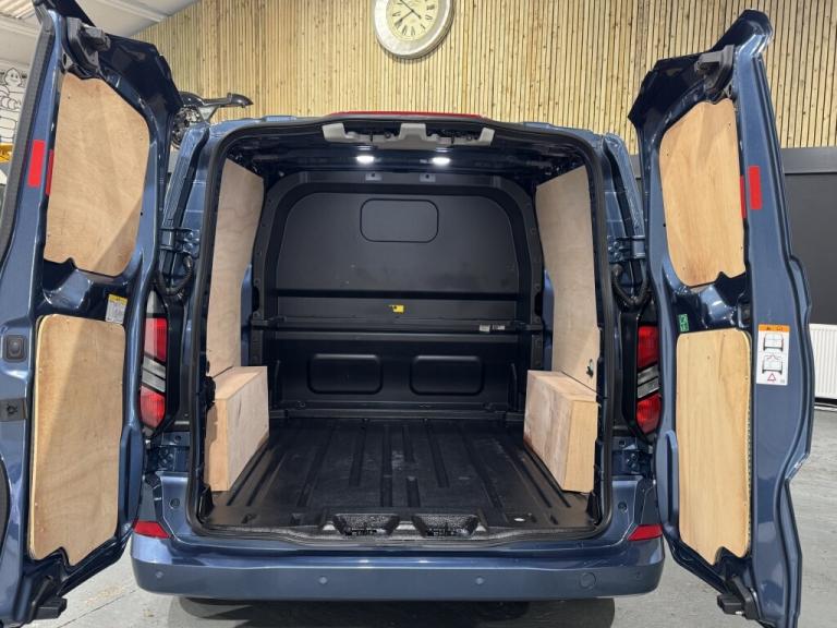 2024 Ford Transit Custom 2.0 EcoBlue 136ps H1 Double Cab Van Limited PANEL VAN DIESEL Manual