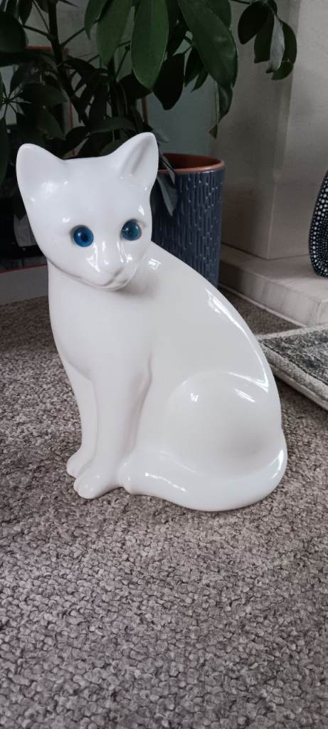 White cat porcelain ornament, 11" tall