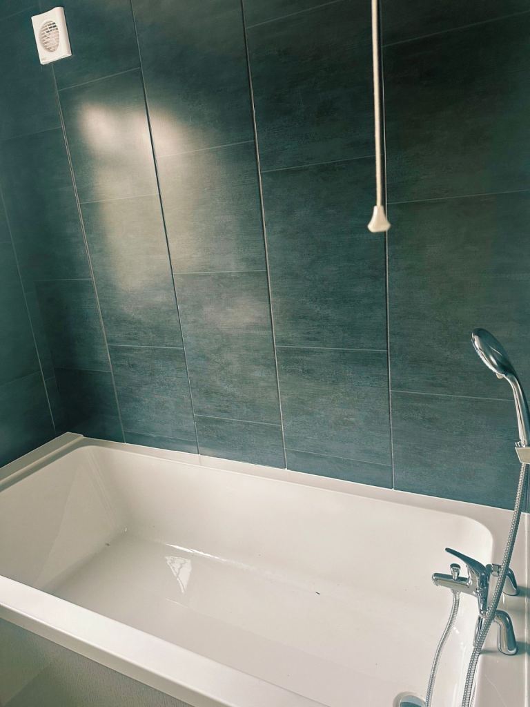 6 Bed Beautiful spacious house with drive 