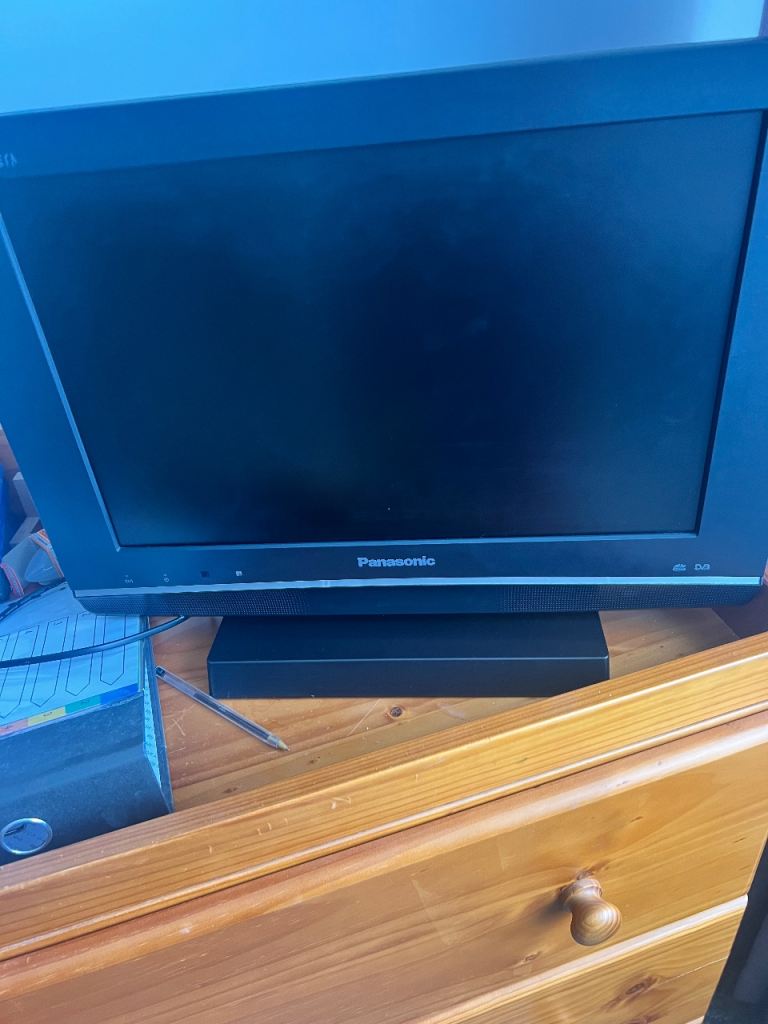 Panasonic Viera   19 inch tv