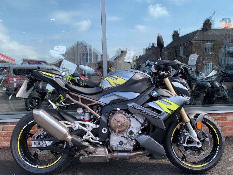 BMW S 1000 R SPORT - 7920 MILES - 2 YEAR WARRANTY
