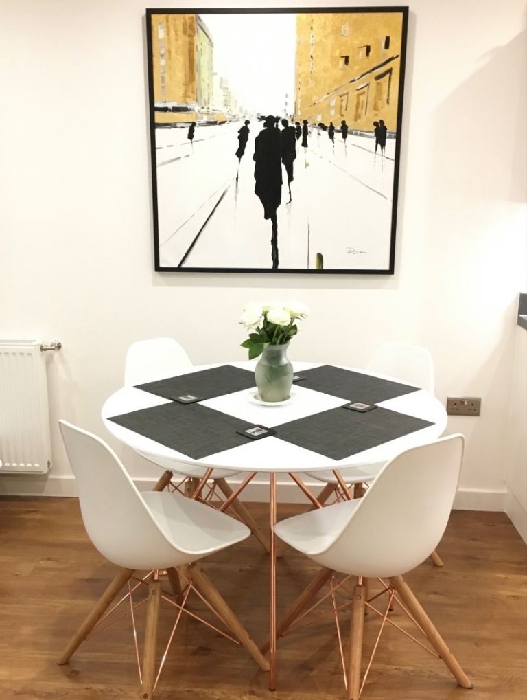 Round Dining Table + 4 Eames Style Chairs – White / Wood / Copper