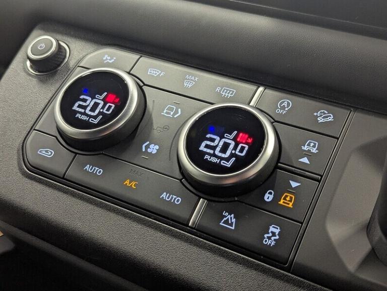 2024 Land Rover Defender 90 D300 MHEV X SUV Diesel Automatic