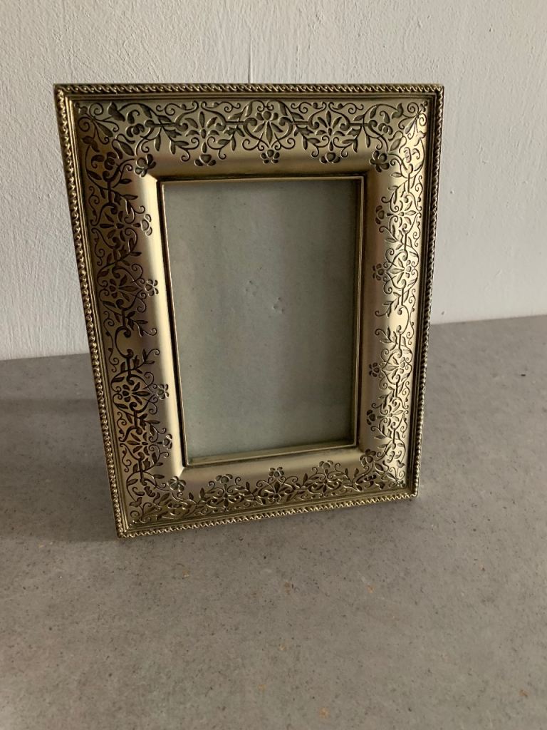 Vintage Style Gold Photo Frame 