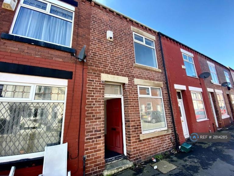 2 bedroom house in Helena Street, Salford, M6 (2 bed) (#2814285)