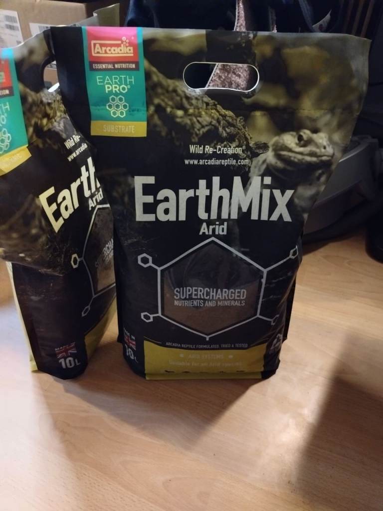 EarthMix Arid Reptile Substrate
