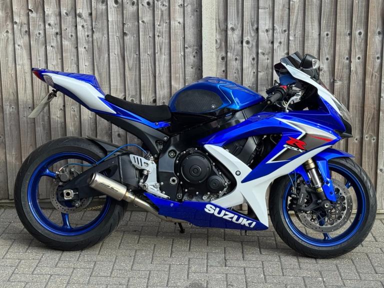SUZUKI GSXR 600 K8 2009 (09) SUPER SPORT + RACE FIT + TRANSLOGIC QUICK SHIFTER 