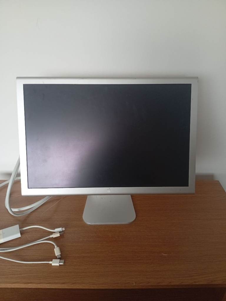 Apple Cinema Display Monitor – Silver, Good Working Order