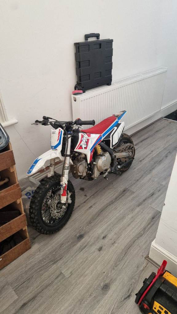 Kids motor bike 