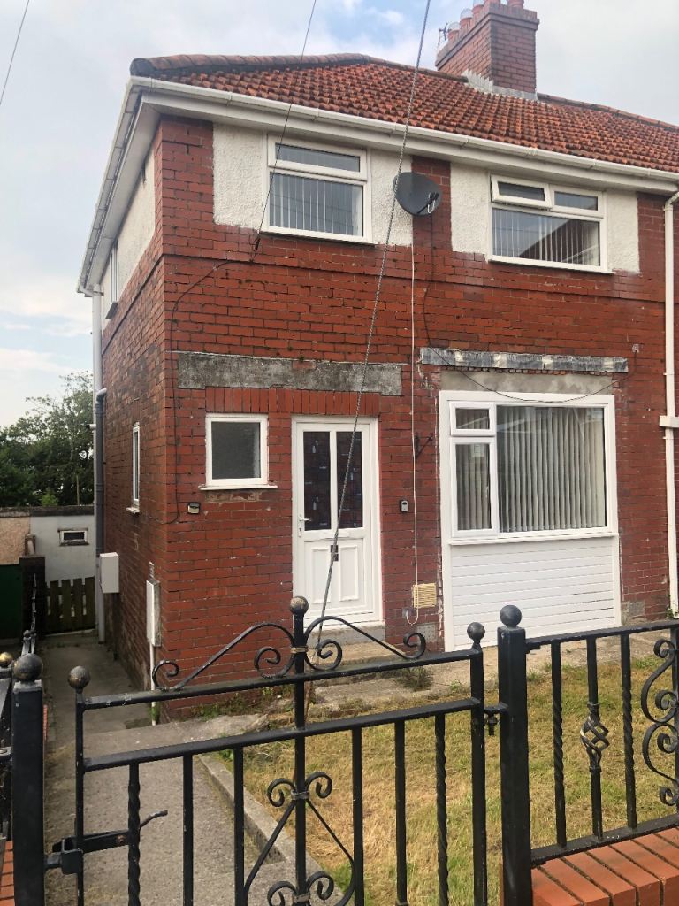 3 bed semi detached in Trimsaran