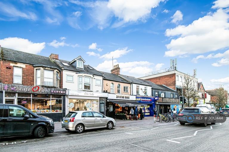 1 bedroom flat in Cowley Road, Oxford, OX4 (1 bed) (#3012444)