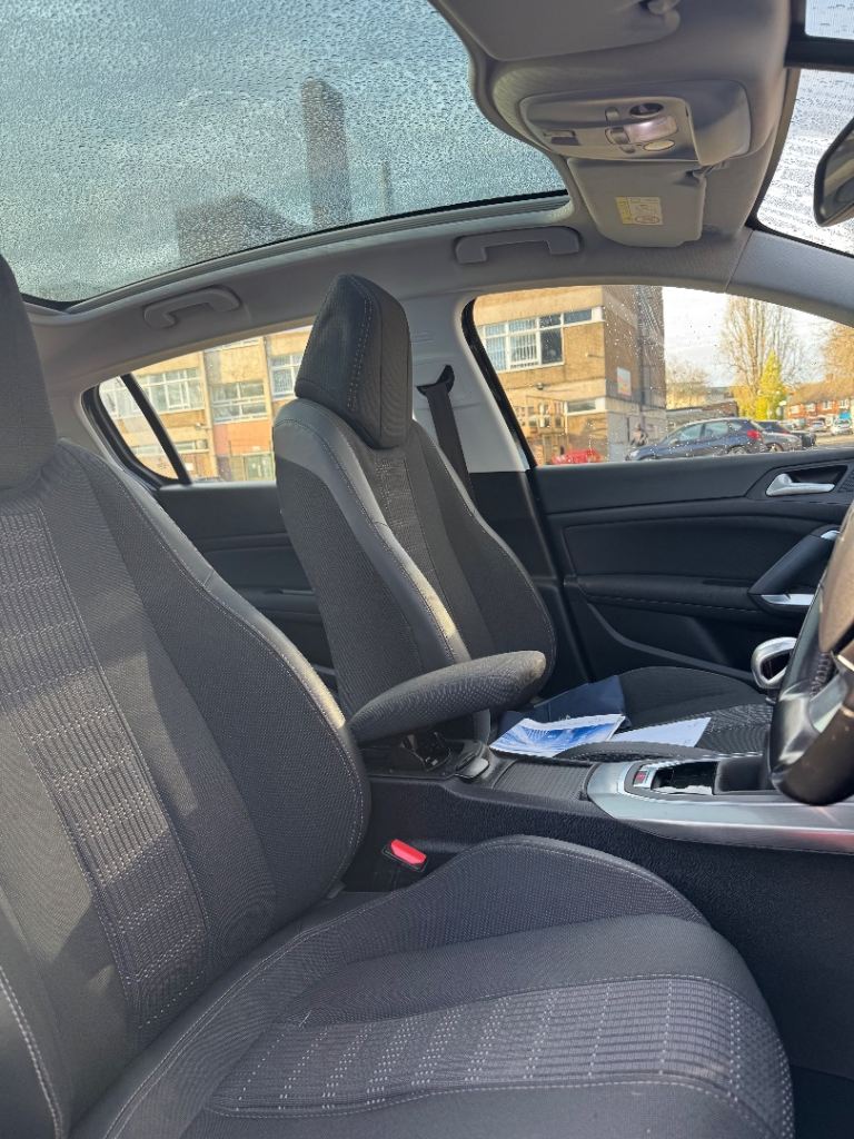 Peugeot, 308, Hatchback, 2018, Manual, 1199 (cc), 5 doors