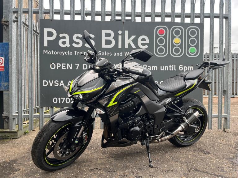 2017 Kawasaki Z1000 R Edition Ohlins ZR1000 Sports Racing Edition - Low Miles