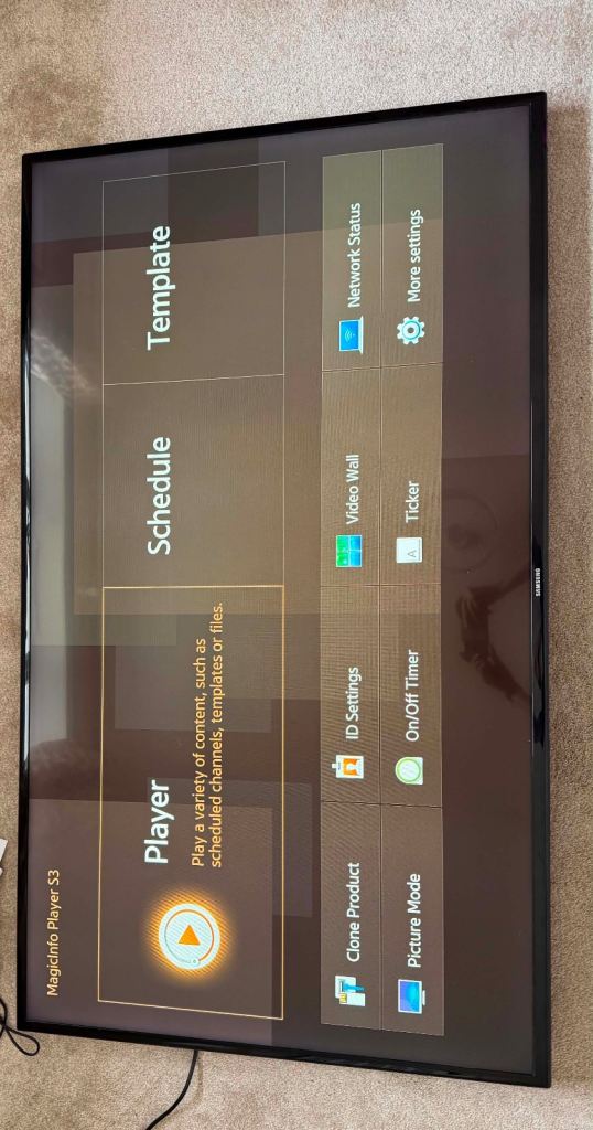 Samsung TV 67inch
