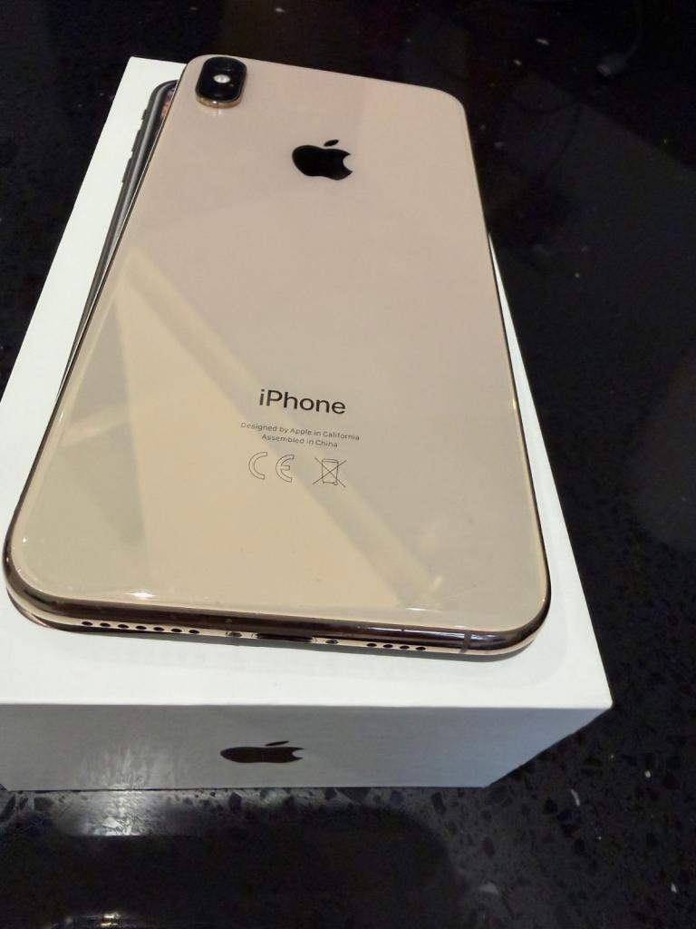 Apple iPhone XS Max Gold - 64GB with Box