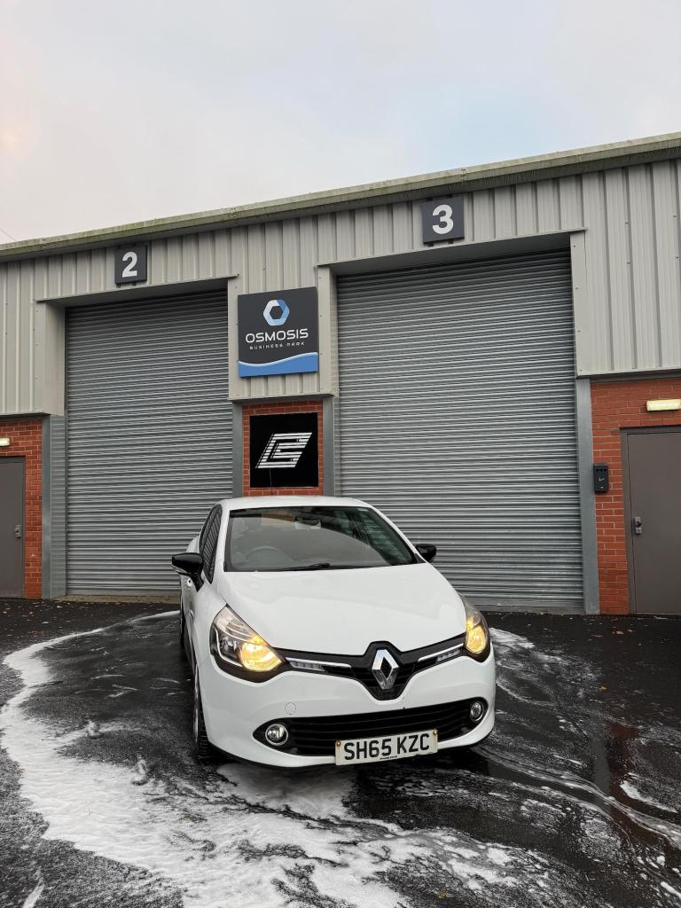 2015 Renault Clio 1.5 dCi 90 Dynamique Nav 5dr HATCHBACK DIESEL Manual