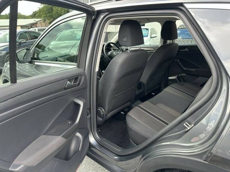 2018 Volkswagen T-Roc 1.0 TSI SE SUV 5dr Petrol Manual Euro 6 (s/s) (115 ps) HATCHBACK Petrol Manual
