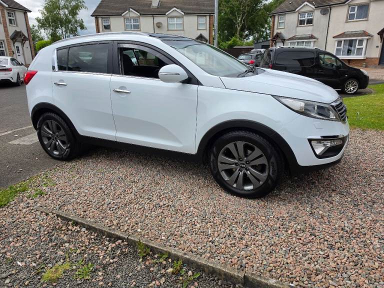 2013 Kia sportage 1.7crdi 115bhp Top Spec